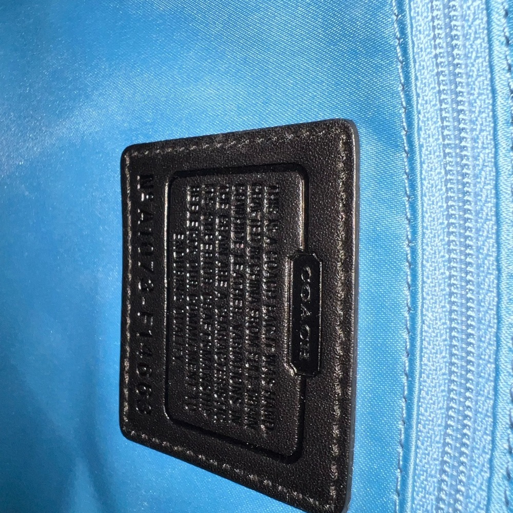 Black Patent Coach with Tan Trim Satchel/Purse - Picture 2 of 7